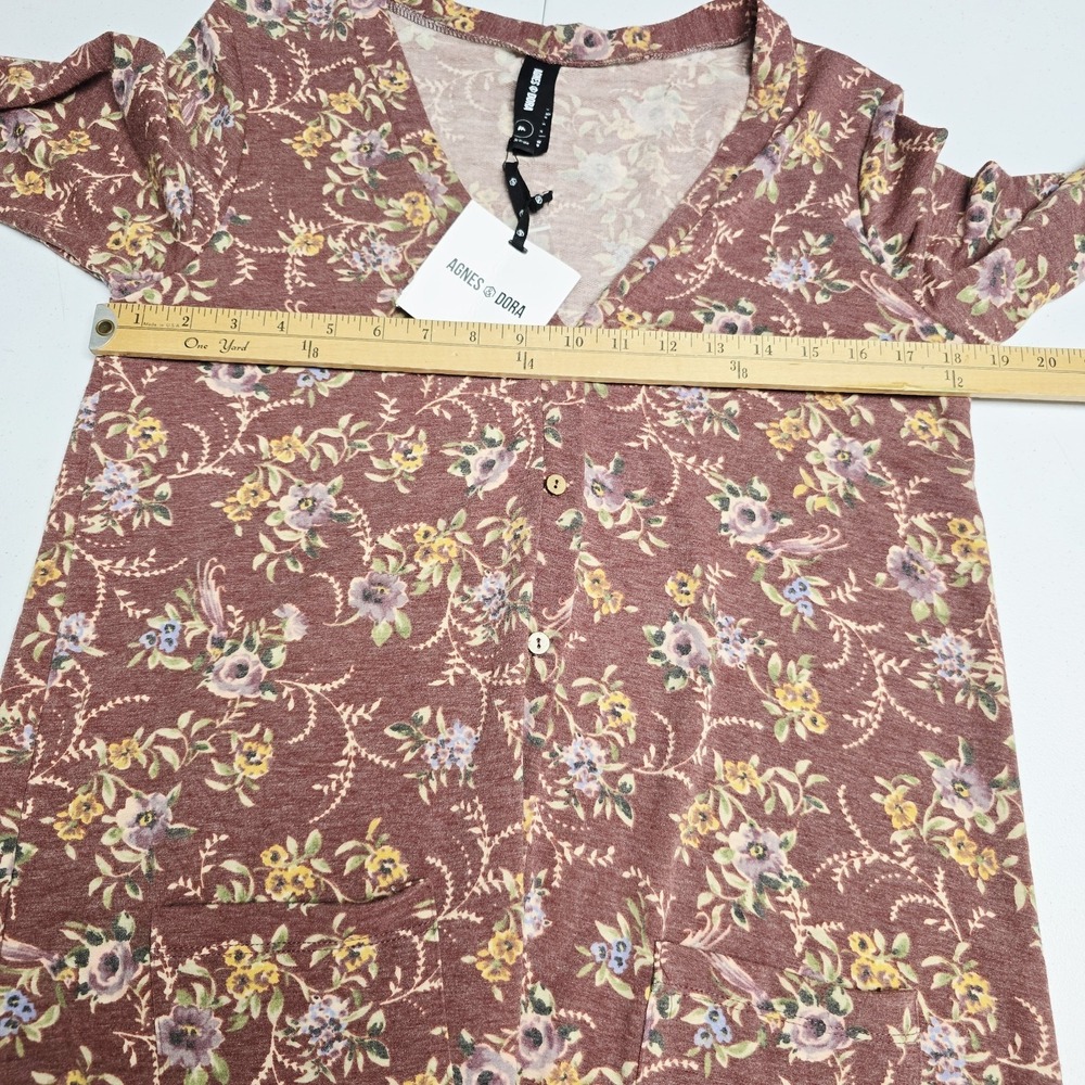 Agnes & Dora Essential Cardigan Size M Western Floral Button Front V-Neck NWT - Picture 14 of 15